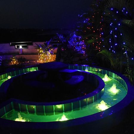 H P Homestay Dharwad Exteriör bild